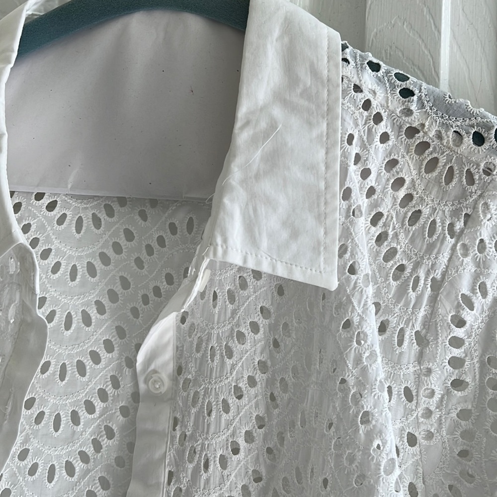 Cute white eyelet blouse/jacket